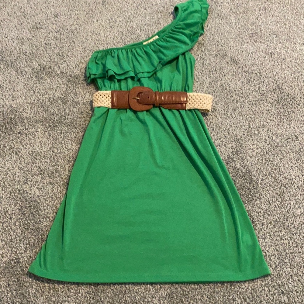 Cute green Cotten dress with belt